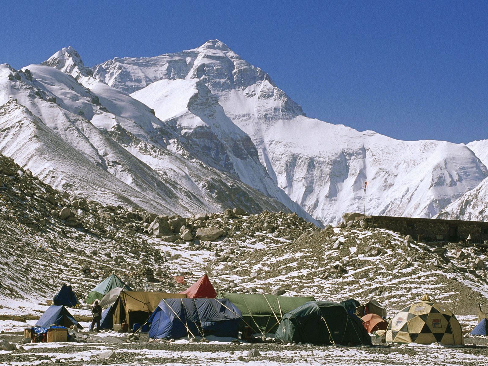 kanchenjunga base camp trek solo